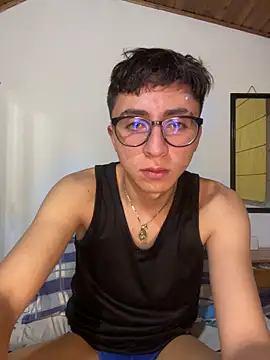 CamiRojas boy online show from June 14, 3:30 am