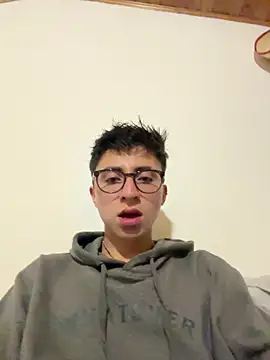 CamiRojas boy online show from December 5, 3:35 am