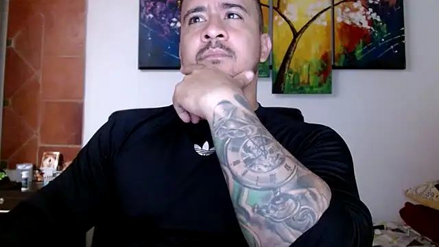 christian colombian1 online show from December 13, 12:28 pm