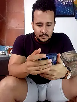 christian colombian1 online show from March 5, 7:39 pm