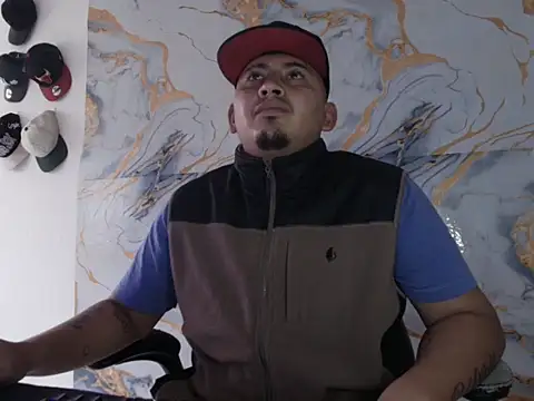 myke andrade online show from March 2, 7:43 pm