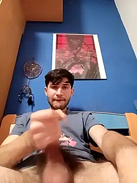 Esti02 online show from December 2, 6:55 pm