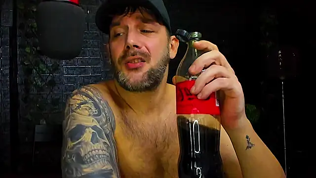 LexXHardy online show from December 1, 7:28 pm