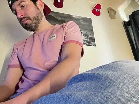 hotraillX online show from February 15, 6:23 pm