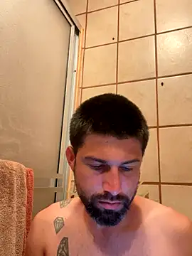 hotraillX online show from October 6, 4:06 am