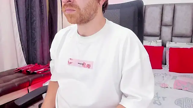 michacosio online show from December 2, 4:37 am