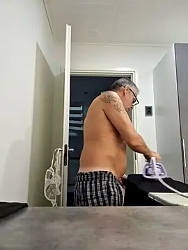 DarrenSullivanSlut online show from September 17, 10:38 am