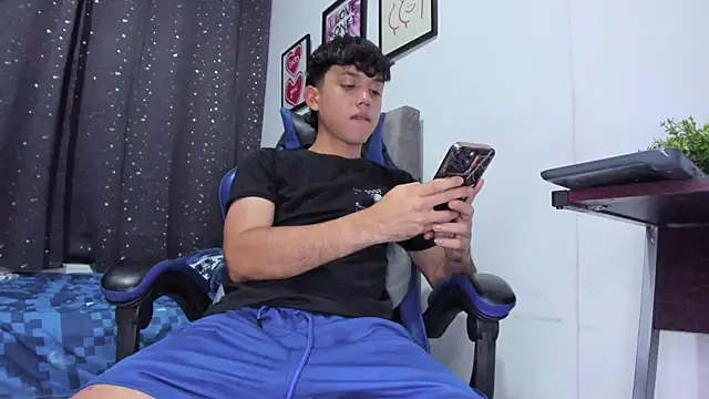 The skinnyguys online show from January 9, 11:32 pm