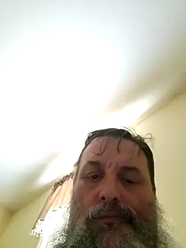 GeneWade45 online show from April 2, 9:44 pm