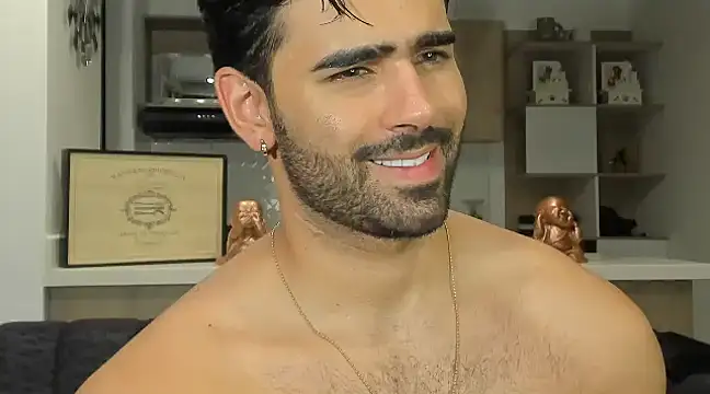 Snapshot of BradleySmithx chatting on February 21, 4:51 am BradleySmithx online show from February 21, 4:51 am