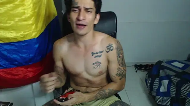 thebestwarrior  online show from September 15, 12:35 am