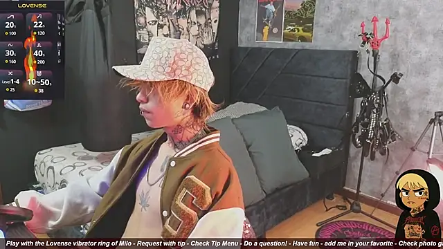 AcidMilo online show from November 15, 11:56 am