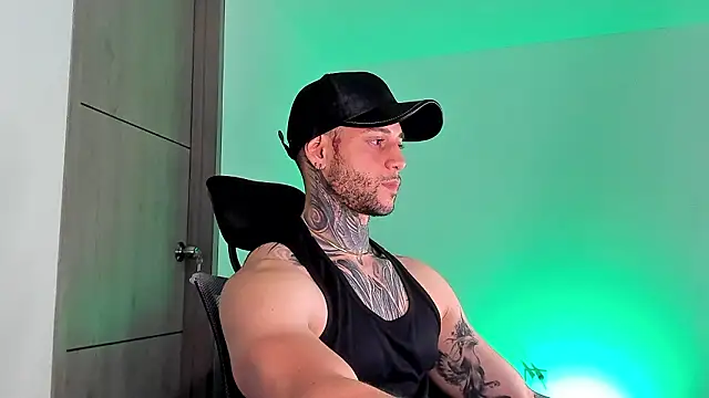  jamesleandros1 online show from March 14, 4:30 am