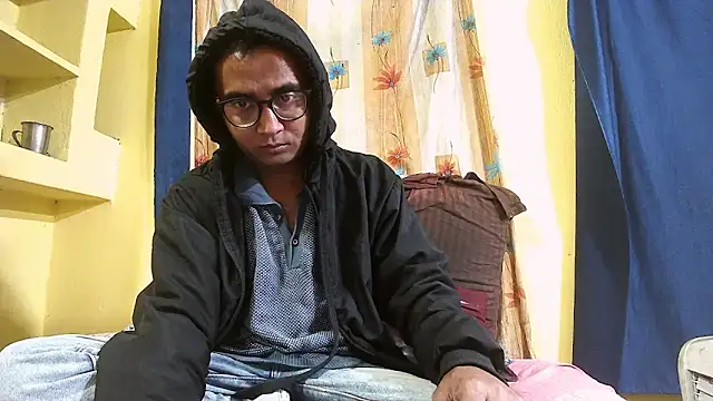 Cute boy2000 online show from December 9, 1:04 pm