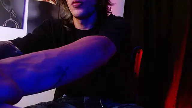 AlbertBernal69 online show from December 3, 4:07 am