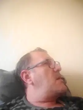 Snapshot of bestofyalcinturkey chatting on January 17, 9:39 am bestofyalcinturkey online show from January 17, 9:39 am