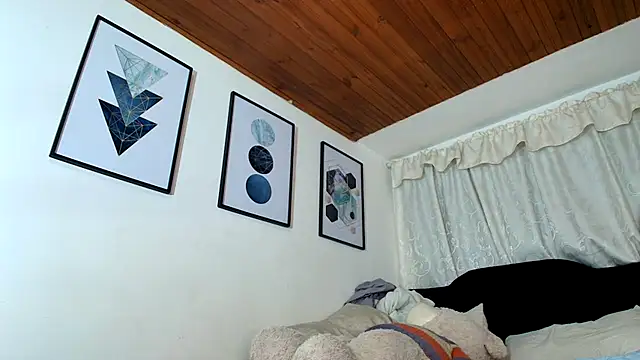 sam her online show from September 27, 12:30 am