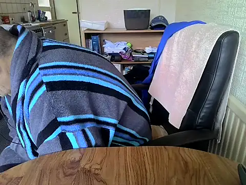 daddyflash online show from November 2, 11:47 am