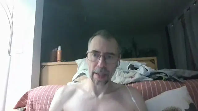 ptitcanard60600 online show from August 6, 9:54 pm