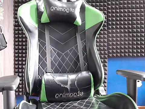 Curly Angel24 online show from April 18, 12:06 pm