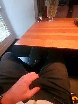 jk1981jk online show from December 12, 2:33 pm