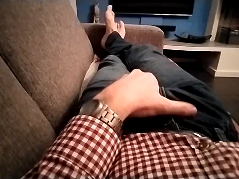 jk1981jk online show from December 14, 6:30 pm