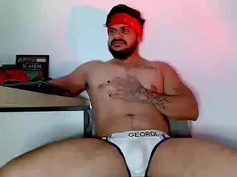 marcusphoenix666 online show from April 8, 1:42 pm