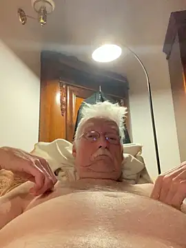 Steffibi1954 online show from November 15, 1:29 am