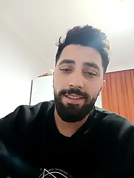 Snapshot of Rakiyy34 chatting on March 15, 6:32 pm Rakiyy34 online show from March 15, 6:32 pm