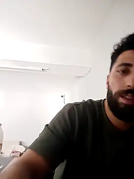 Snapshot of Rakiyy34 chatting on September 25, 9:19 am Rakiyy34 online show from September 25, 9:19 am