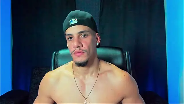 jhonnysnow17 online show from November 18, 3:43 am