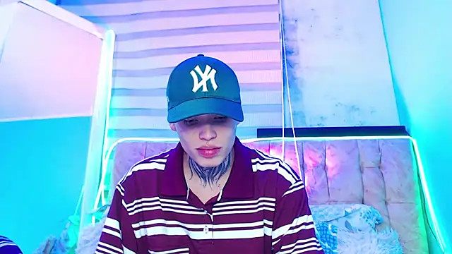 Snapshot of _justinmoon2 chatting on March 11, 4:43 am  justinmoon2 online show from March 11, 4:43 am