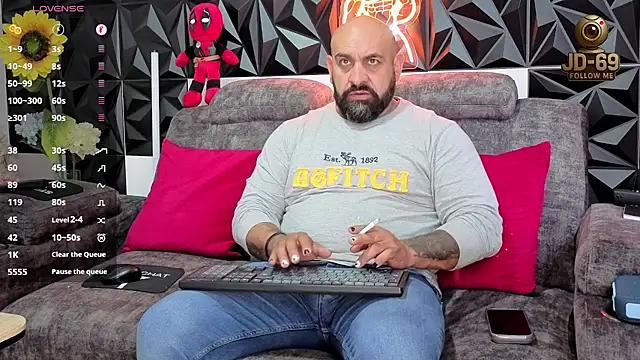 JD-69 online show from November 27, 5:38 pm