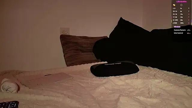 mrj99219 online show from March 9, 6:13 pm