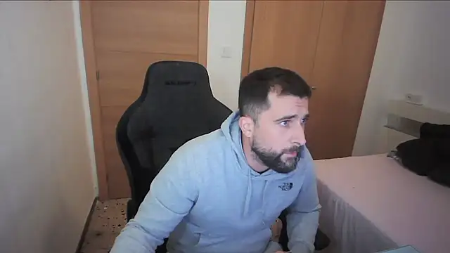 alex877x online show from November 26, 2:25 am