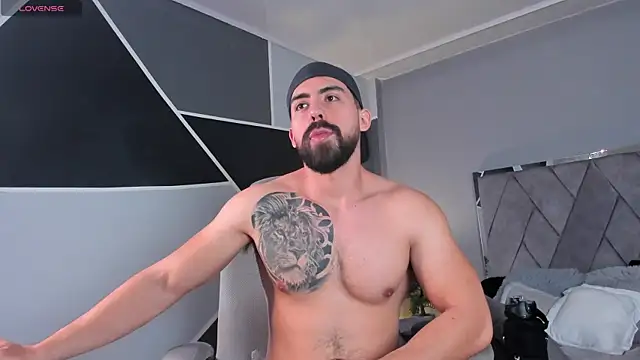 Markbrown online show from December 10, 9:00 pm