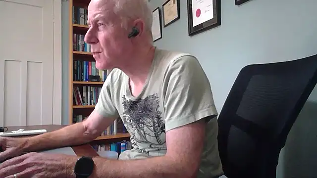 jiggy77777 online show from February 18, 12:09 am