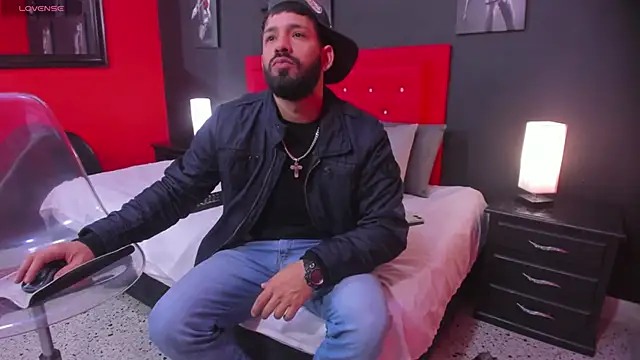 Thiagogomez online show from December 5, 12:34 pm