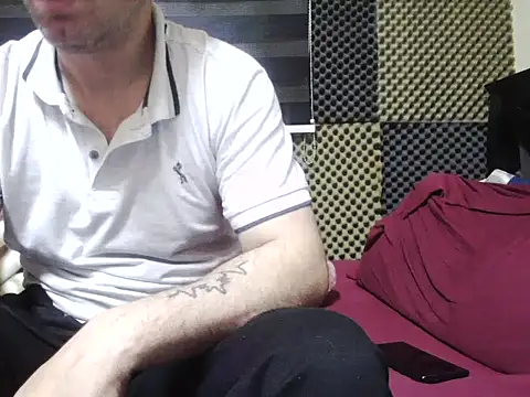 Arabeyes online show from February 12, 6:25 pm