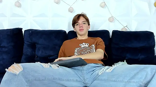 daniel hot03 online show from February 9, 1:14 pm