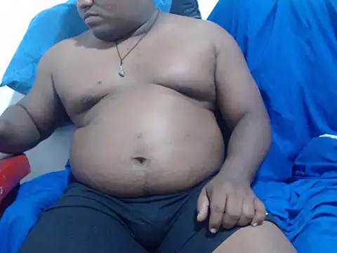 PONSE LATINO online show from January 7, 1:10 am