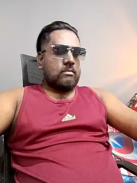 Rayansmith  online show from February 1, 9:40 pm