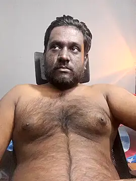 Rayansmith  online show from January 7, 3:33 pm