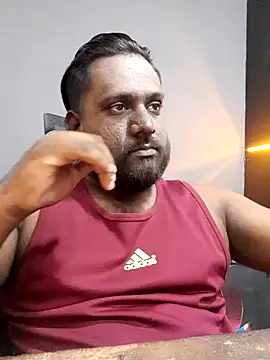 Rayansmith  online show from February 7, 9:48 pm