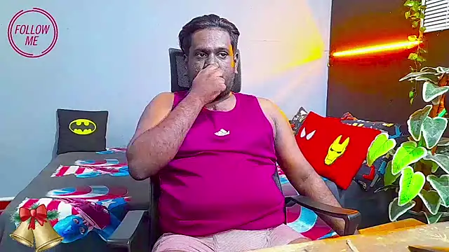 Rayansmith  online show from December 27, 9:22 pm