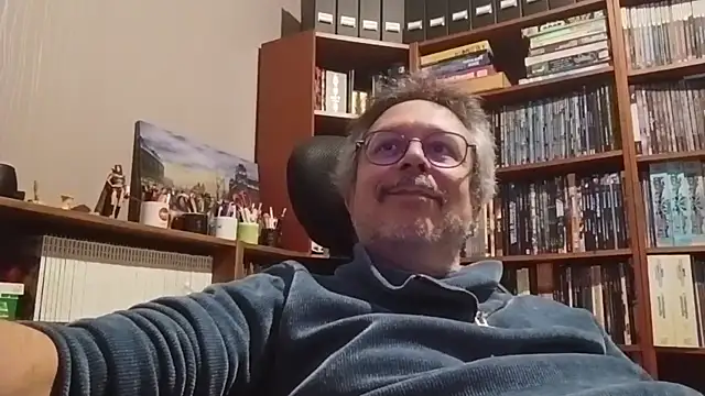 Mandra is a whore online show from October 11, 6:45 pm