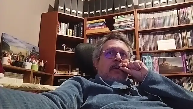 Mandra is a whore online show from October 19, 6:33 pm