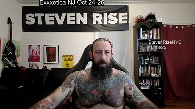 Snapshot of StevenRiseNYC chatting on October 18, 8:03 pm StevenRiseNYC online show from October 18, 8:03 pm