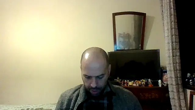 sstrasser online show from February 2, 1:02 am