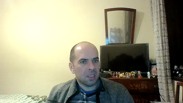 sstrasser online show from January 18, 1:12 am